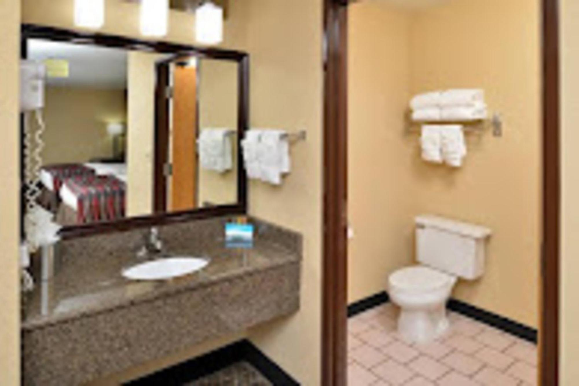 Baymont By Wyndham Ardmore I-35 エクステリア 写真